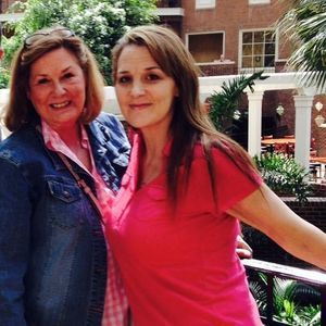 Meet your Posher, Debi